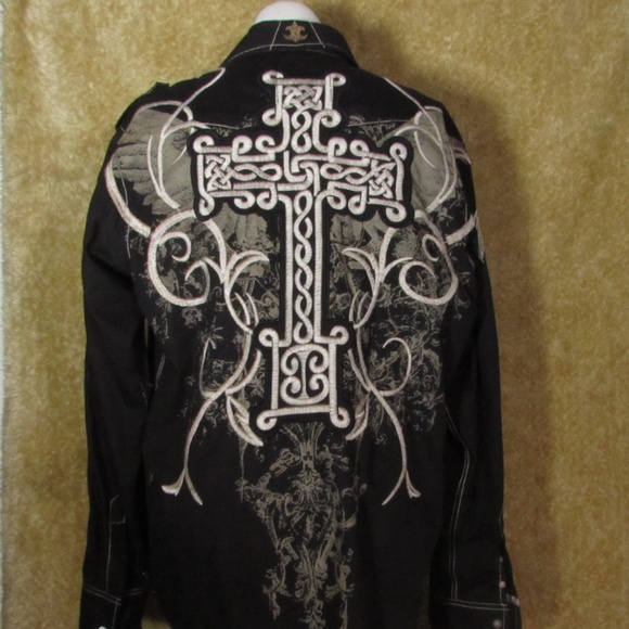 Roar Other - Roar Button up Size XL Large Cross on back